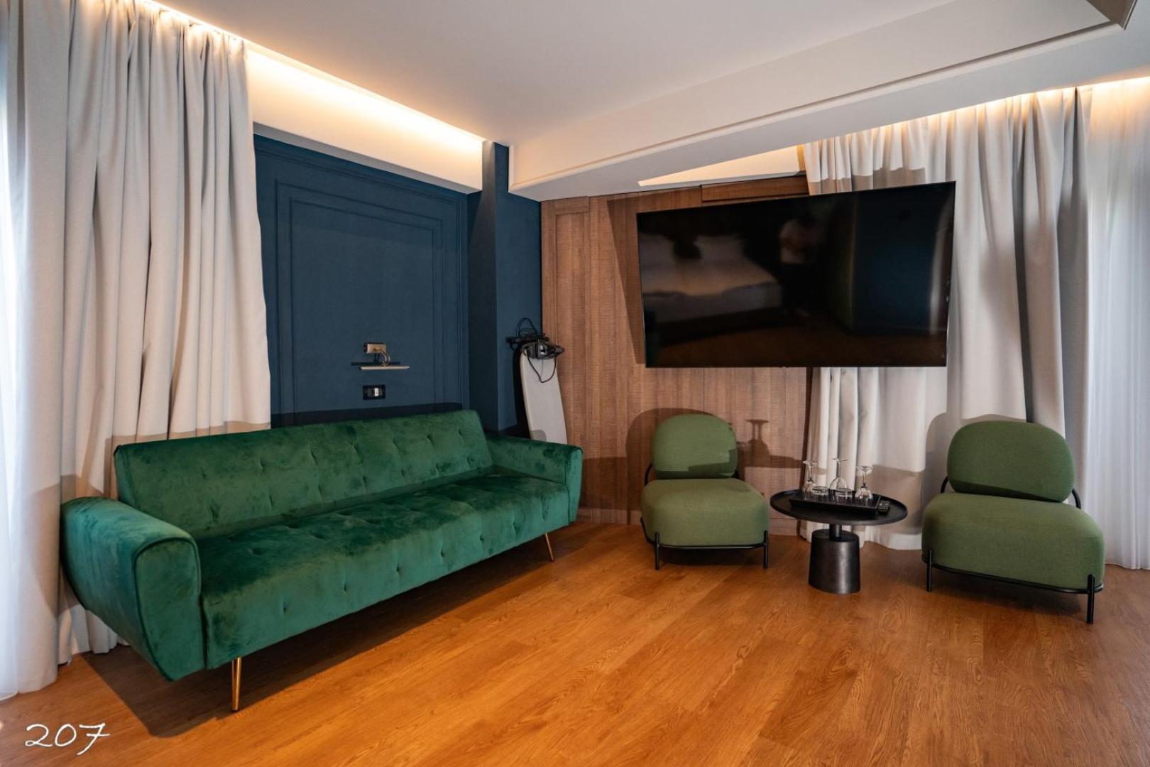 Cosmopolita Boutique Hotel ทิมิชัวรา ภายนอก รูปภาพ