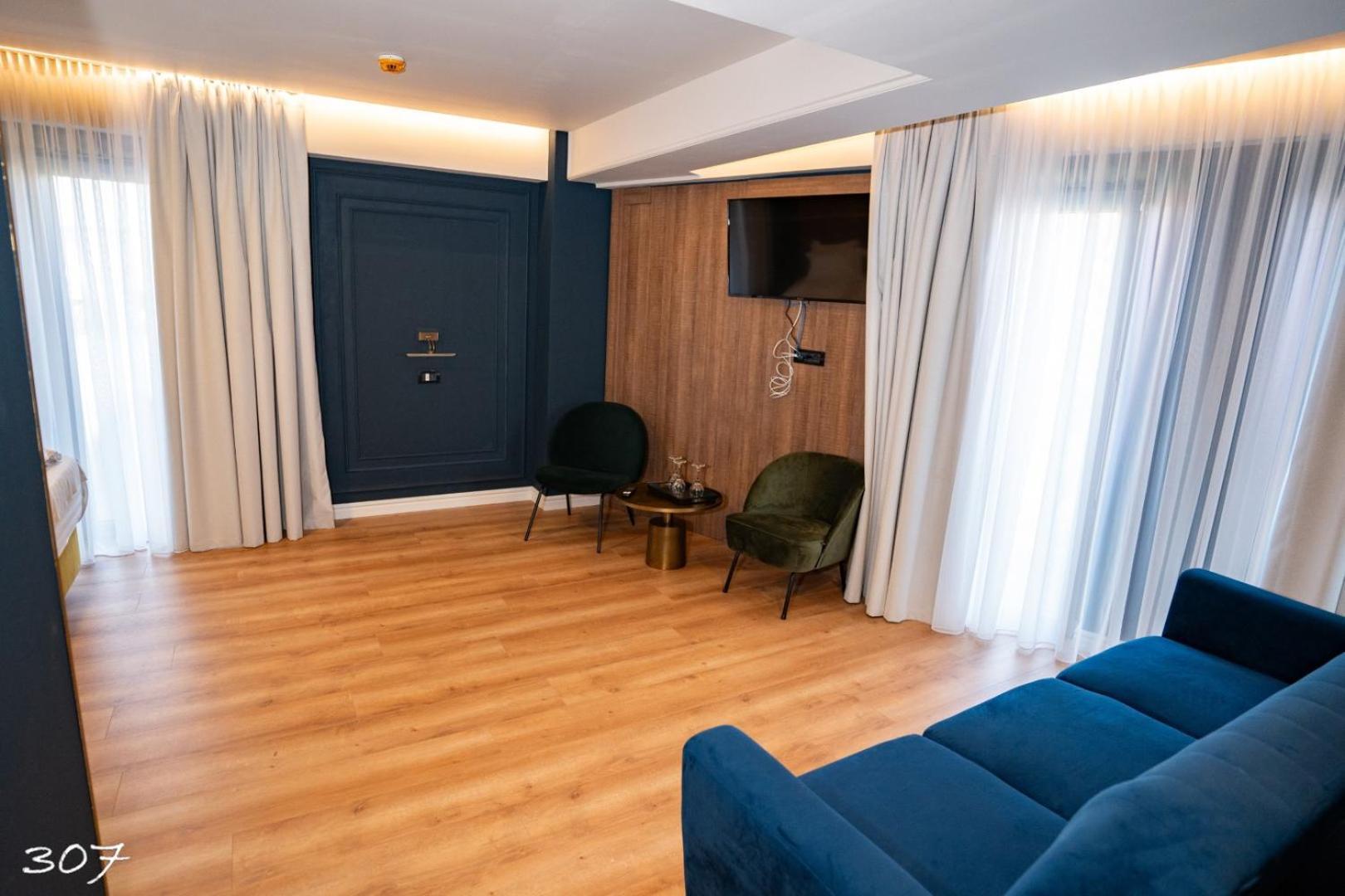 Cosmopolita Boutique Hotel ทิมิชัวรา ภายนอก รูปภาพ